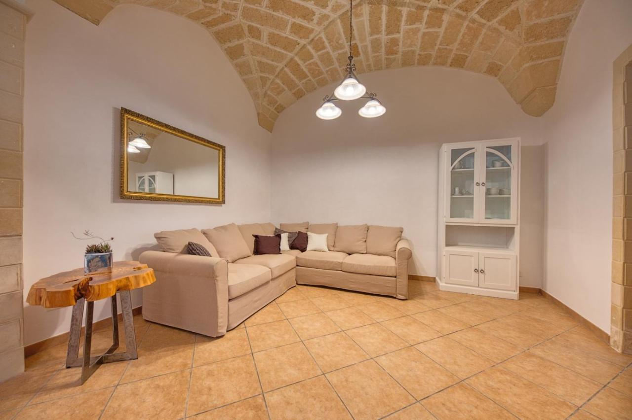 לצ'ה Corte Anibaldi Apartment מראה חיצוני תמונה